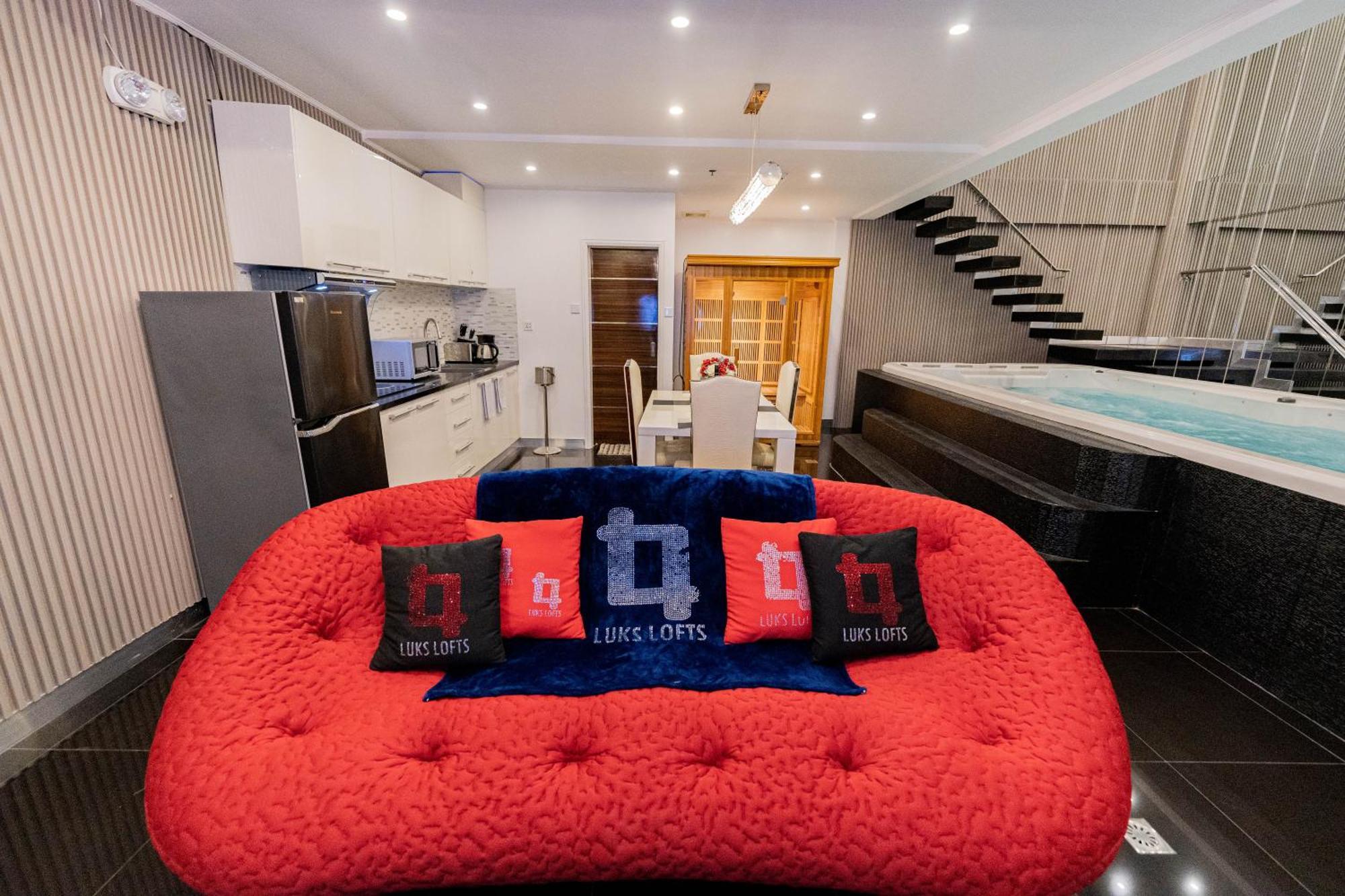 Luks Lofts Hotel & Residences Batangas Dış mekan fotoğraf