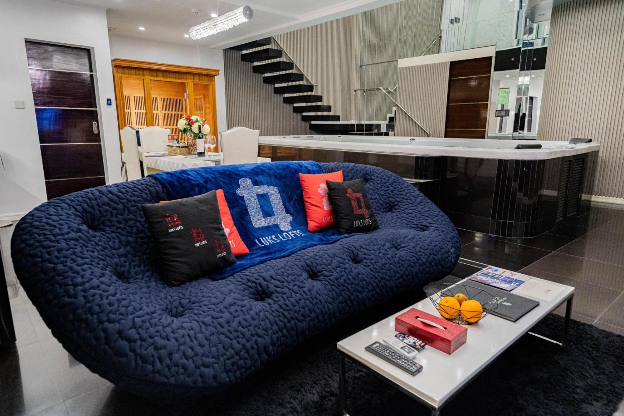 Luks Lofts Hotel & Residences Batangas Dış mekan fotoğraf